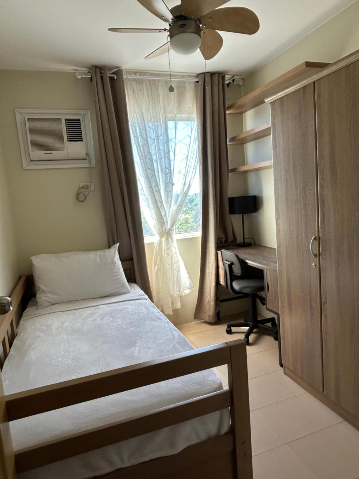Condotel Dc Marina Spatial Felinvest Dumaguete City Dış mekan fotoğraf